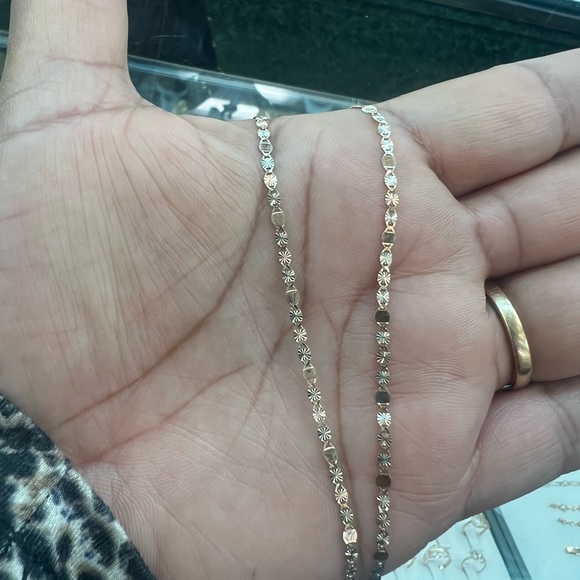 18” Tricolor Flat Chain 14k Italian Solid Gold - Picture 6 of 6